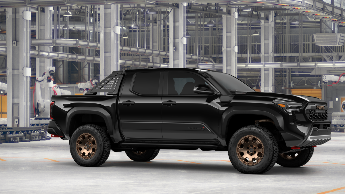 2026 Toyota Tacoma i-FORCE MAX Trailhunter