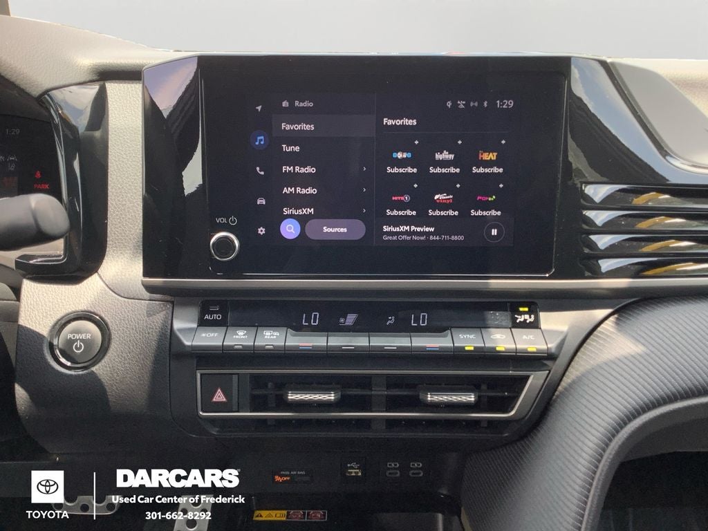 2025 Toyota Camry SE