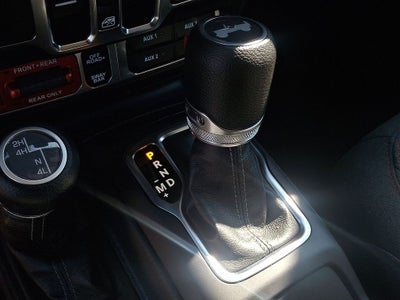 2024 Jeep Wrangler Rubicon w/Customer Preferred Package 24R