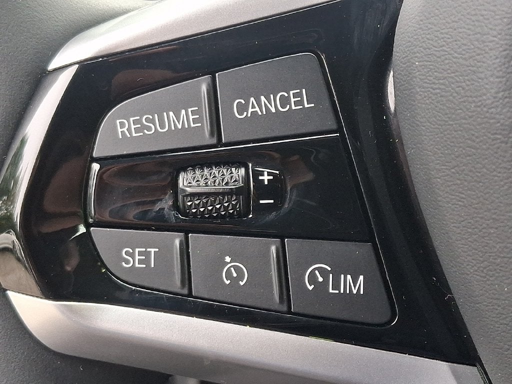 2025 BMW 2 Series 230i xDrive