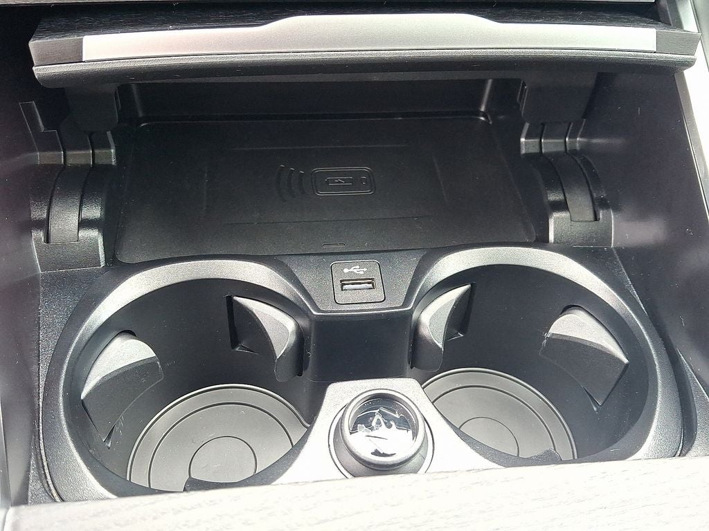 2026 BMW 3 Series 330i xDrive w/Premium Package