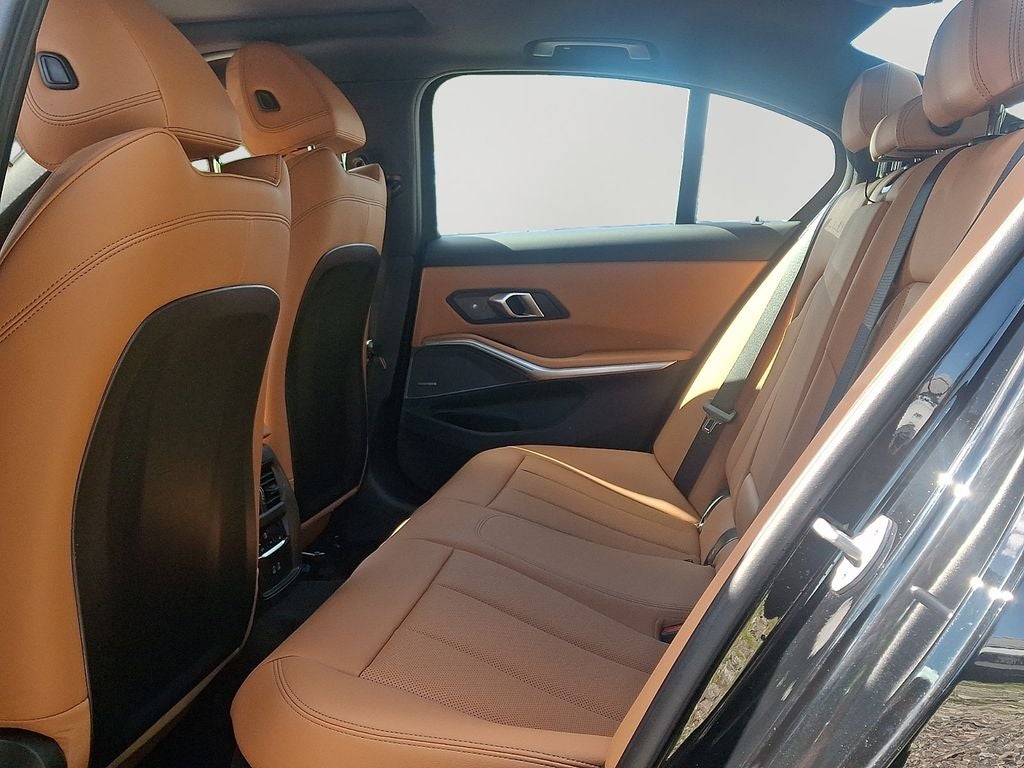 2025 BMW 3 Series 330i xDrive