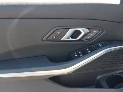 2025 BMW 3 Series 330i xDrive