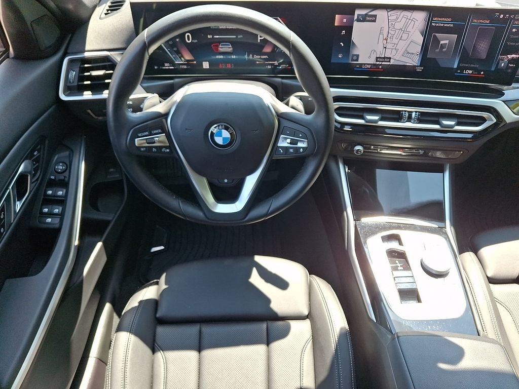 2023 BMW 3 Series 330i xDrive w/Premium Package