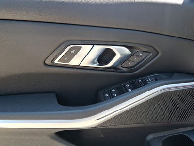 2023 BMW 3 Series 330i xDrive w/Premium Package