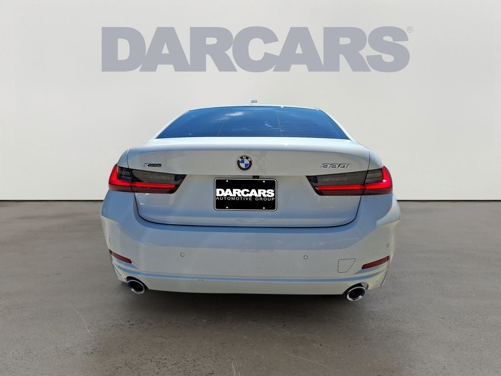 2023 BMW 3 Series 330i xDrive w/Premium Package
