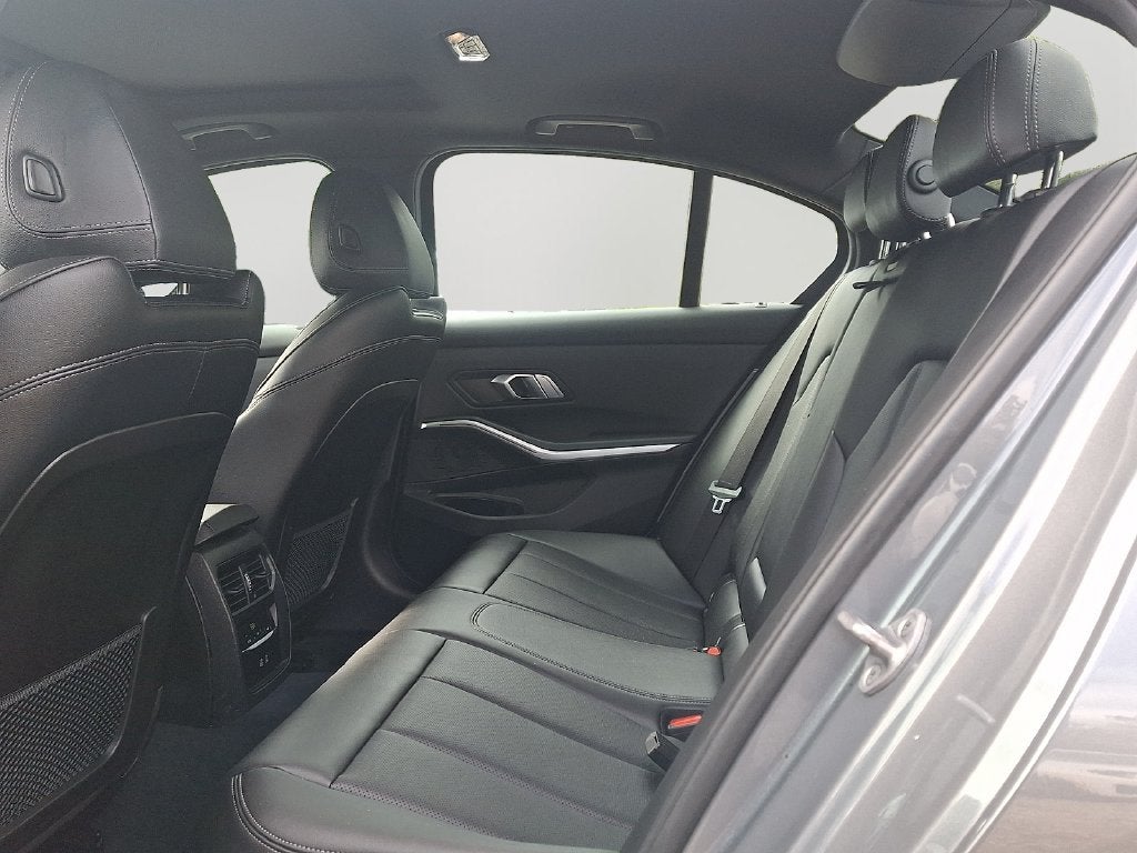 2023 BMW 3 Series 330i xDrive