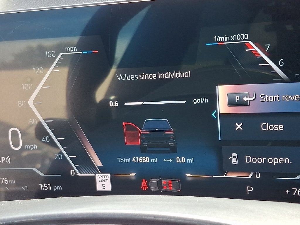 2025 BMW X7 xDrive40i