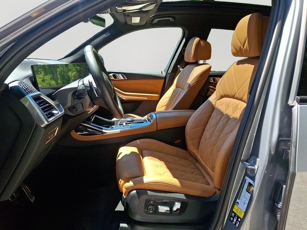 2024 BMW X7 xDrive40i w/M Sport Package