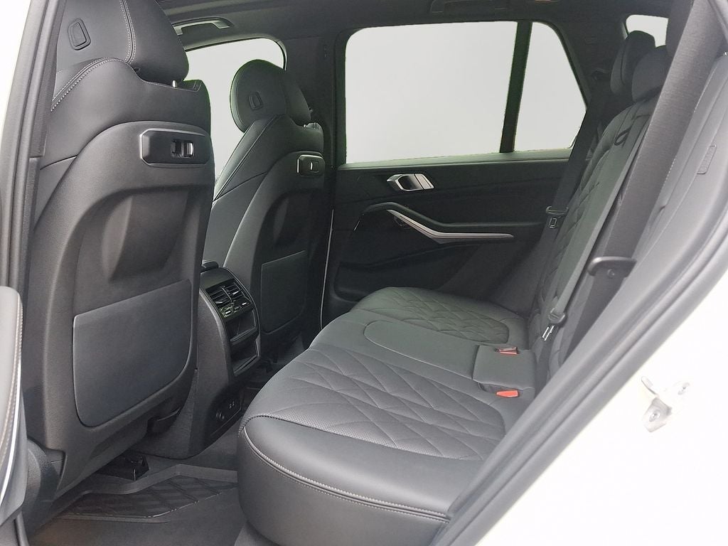 2024 BMW X5 xDrive40i w/Parking Assistance Package