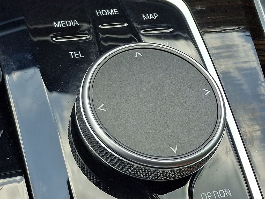 2025 BMW X5 xDrive40i w/Premium Package & Comfort Package