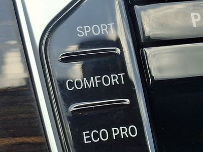 2025 BMW X5 xDrive40i w/Premium Package & Comfort Package