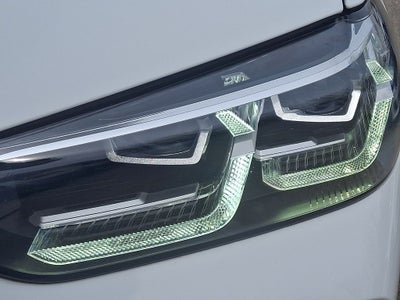 2023 BMW X4 xDrive30i w/Premium Package