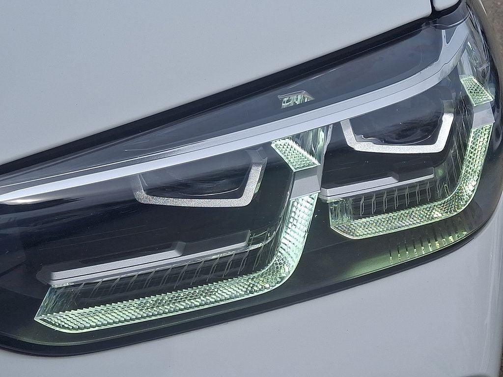 2023 BMW X4 xDrive30i w/Premium Package