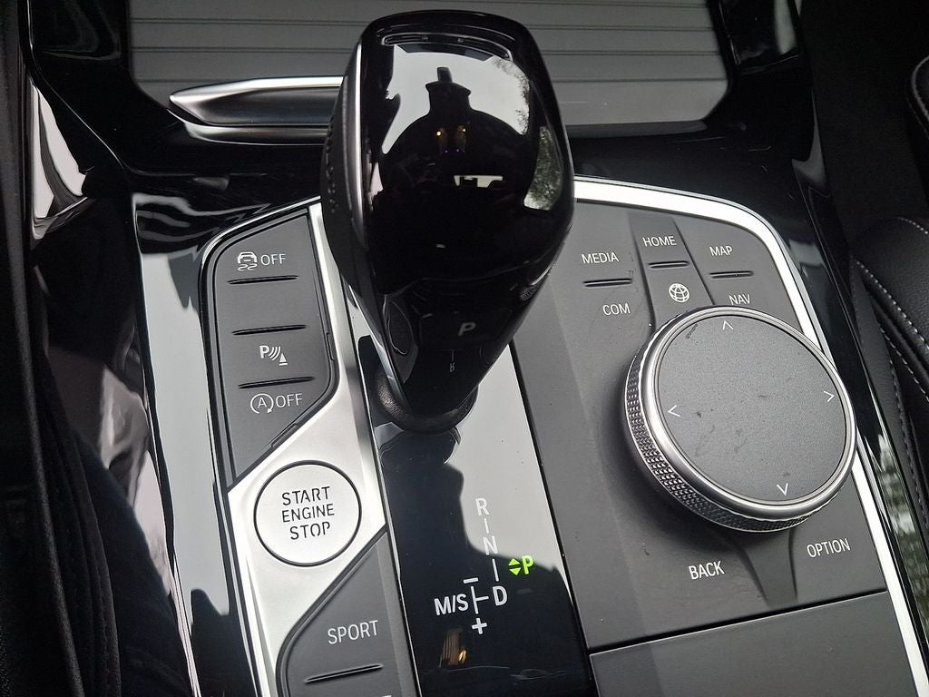 2023 BMW X4 xDrive30i w/Premium Package