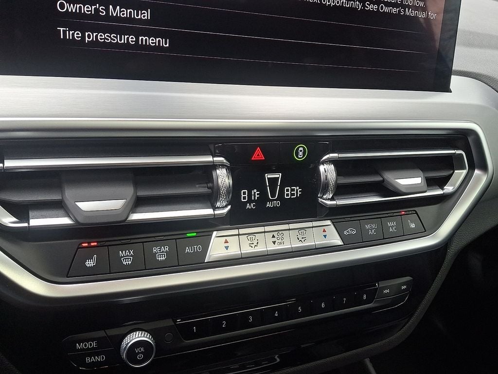 2023 BMW X4 xDrive30i w/Premium Package