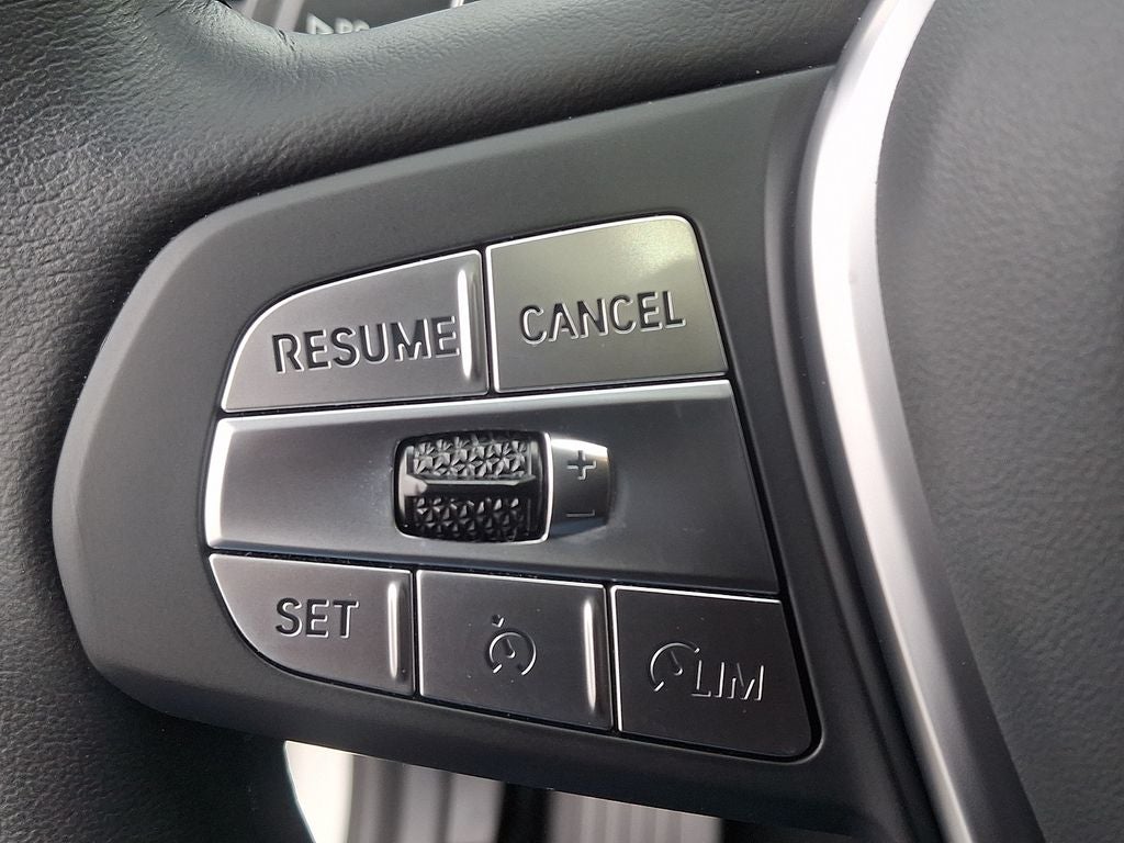 2023 BMW X4 xDrive30i w/Premium Package