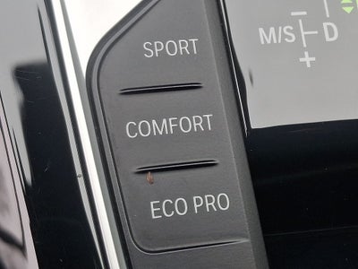 2023 BMW X4 xDrive30i w/Premium Package