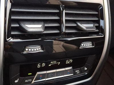 2026 BMW X7 M60i