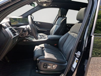 2026 BMW X7 M60i