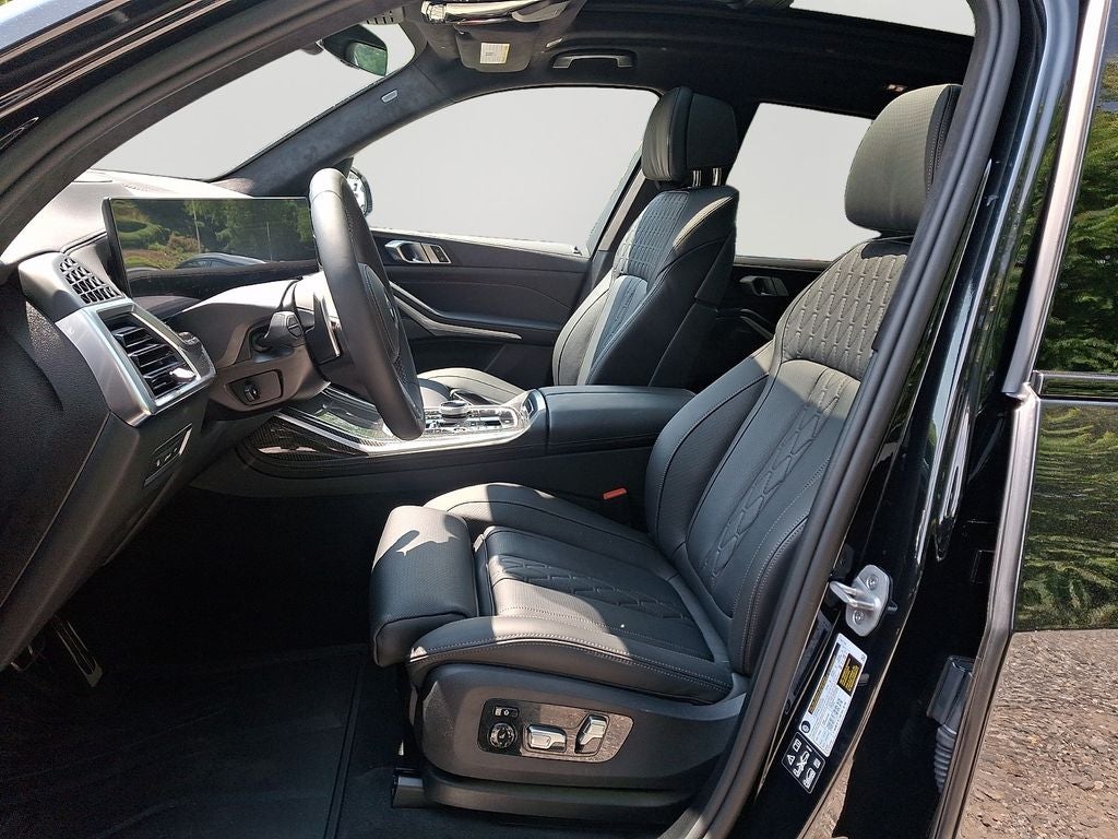 2026 BMW X7 M60i