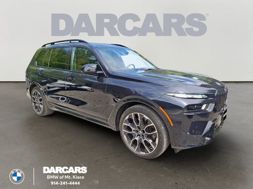 2025 BMW X7 M60i w/Executive Package