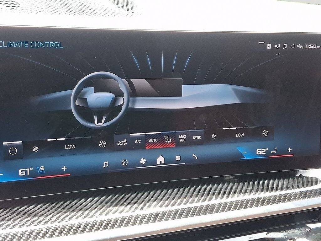 2025 BMW X7 M60i w/Executive Package