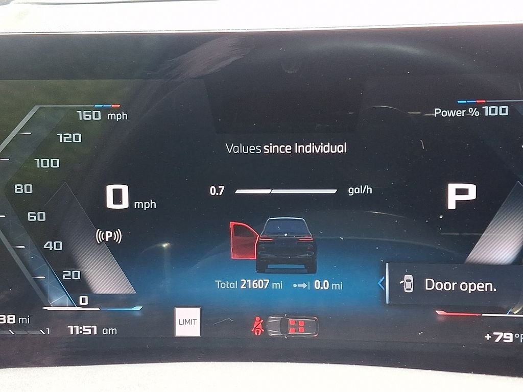 2025 BMW X7 M60i w/Executive Package