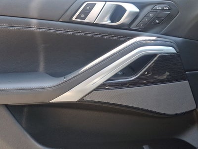 2025 BMW X6 xDrive40i w/Premium Package