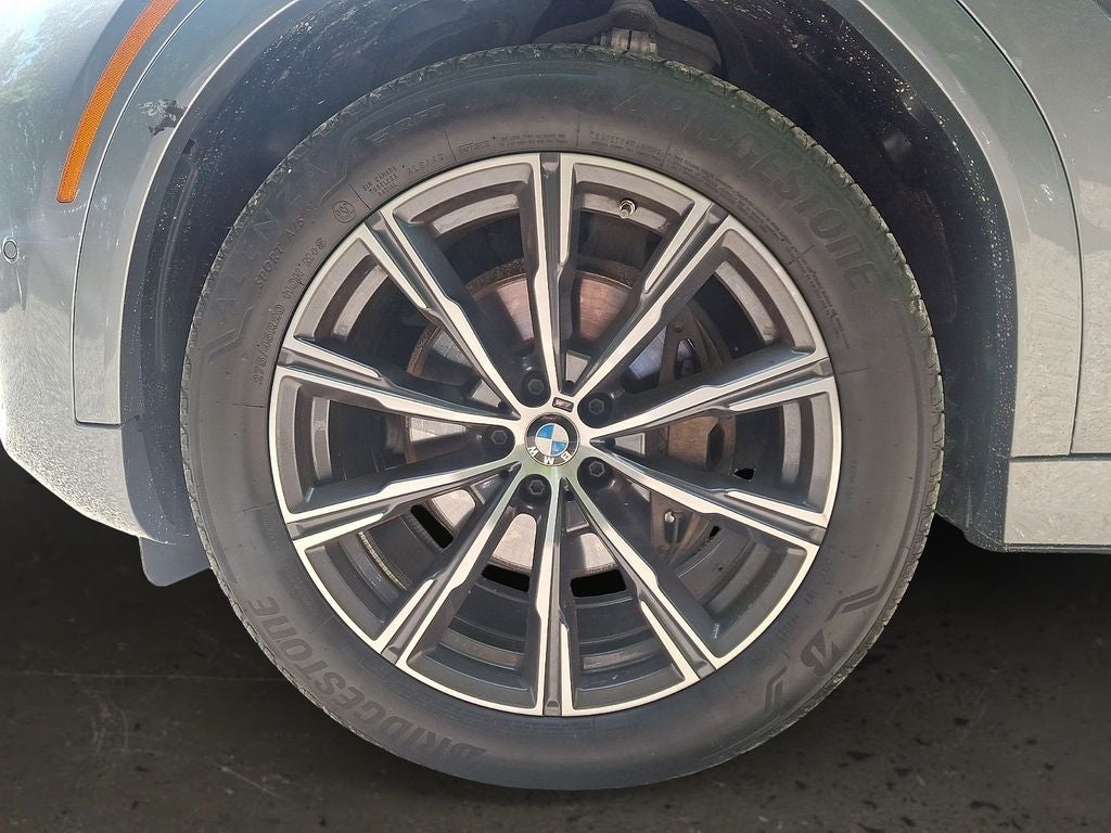 2025 BMW X6 xDrive40i w/Premium Package
