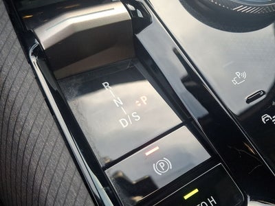 2025 BMW X3 30 xDrive w/Convenience Package