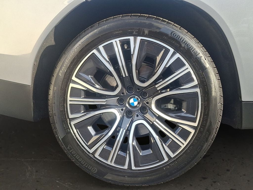 2025 BMW X3 30 xDrive w/Convenience Package