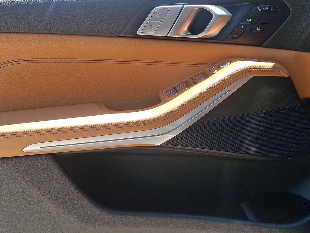 2022 BMW X7 xDrive40i w/M Sport Package
