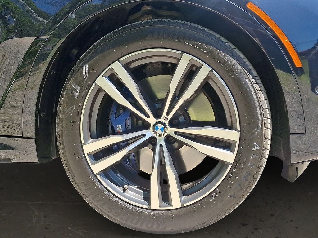 2022 BMW X7 xDrive40i w/M Sport Package