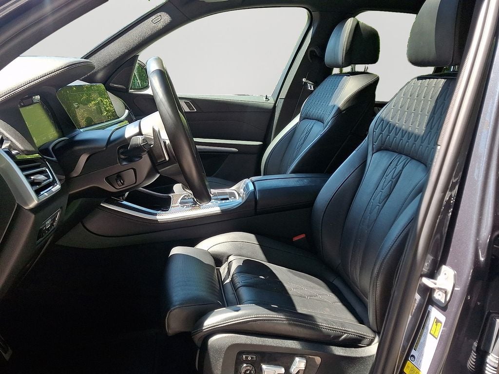 2022 BMW X5 M50i w/Driving Assistance Pro Pkg