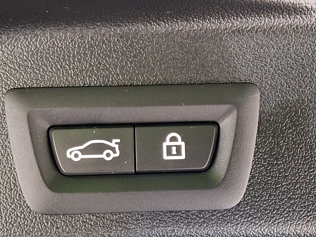 2022 BMW X5 M50i w/Driving Assistance Pro Pkg