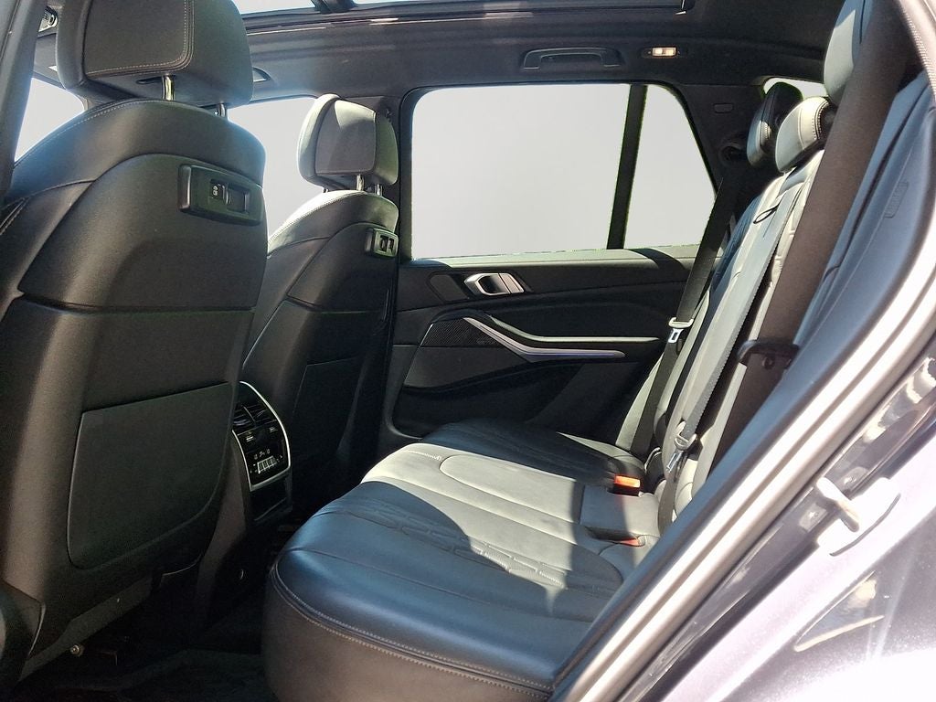 2022 BMW X5 M50i w/Driving Assistance Pro Pkg
