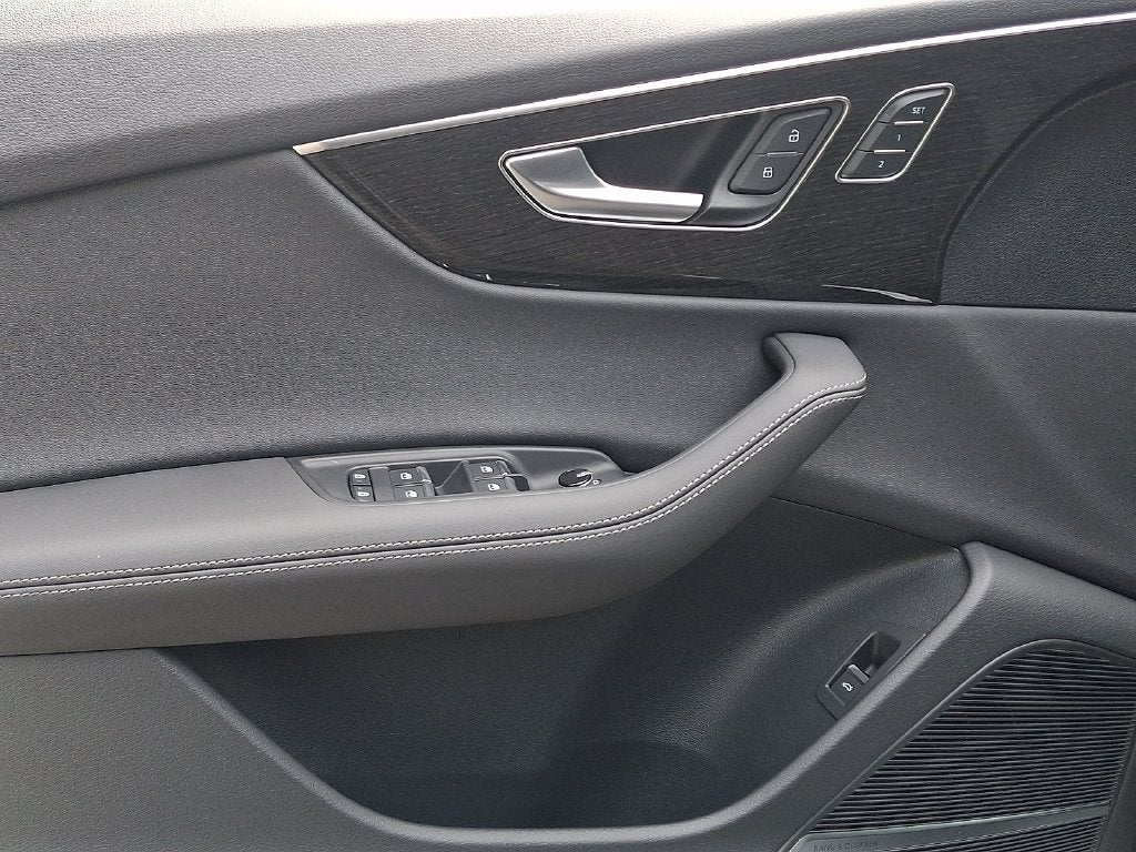 2026 Audi Q8 55 Premium Plus quattro