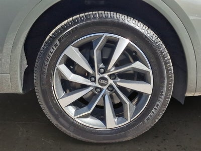 2023 Audi Q5 45 S line Premium quattro