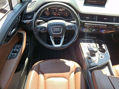 2019 Audi Q7 55 Premium Plus quattro