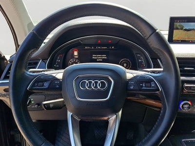 2019 Audi Q7 55 Premium Plus quattro