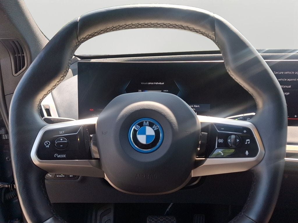 2023 BMW iX M60