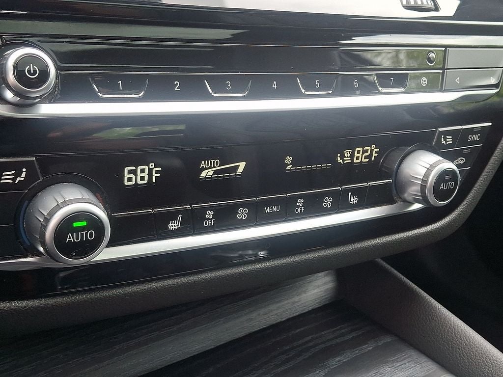 2023 BMW 5 Series 530i xDrive w/Convenience Package