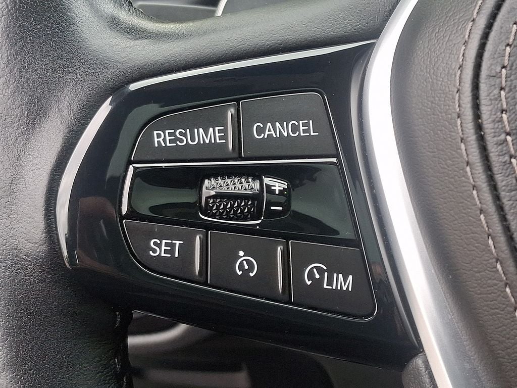 2023 BMW 5 Series 530i xDrive w/Convenience Package