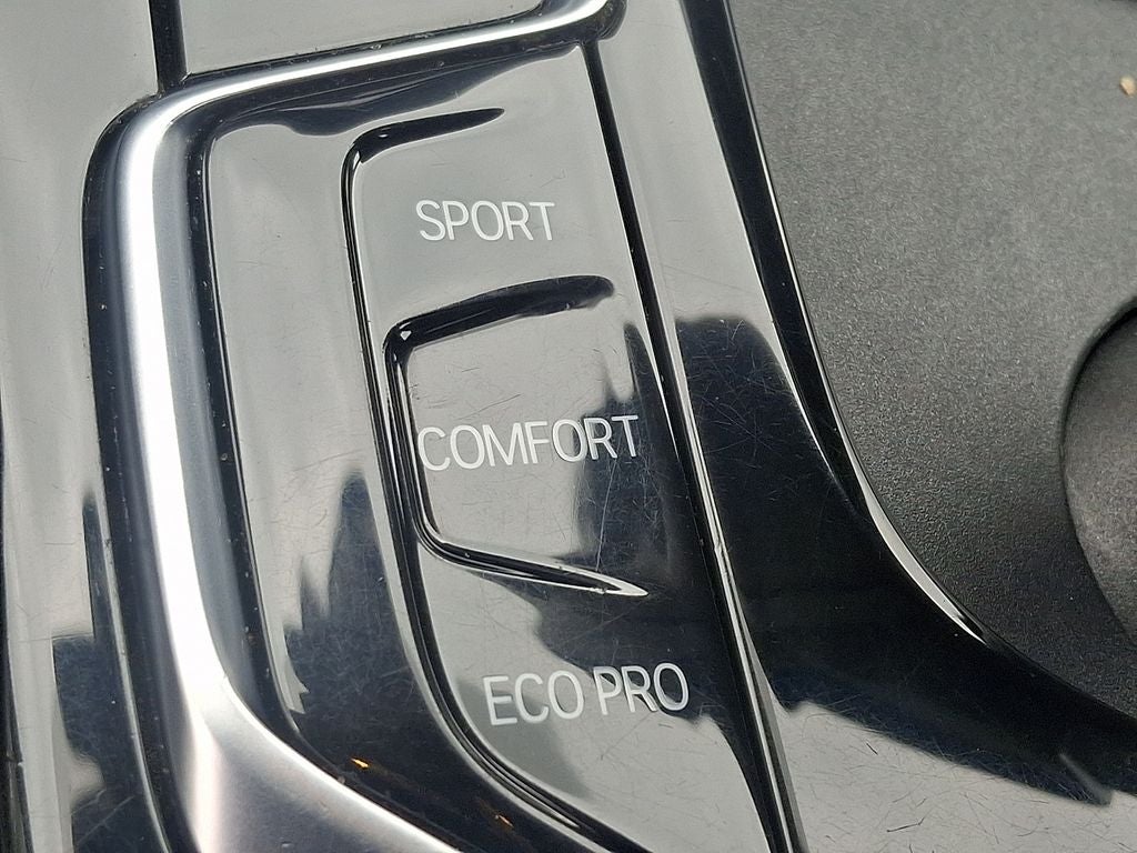 2023 BMW 5 Series 530i xDrive w/Convenience Package