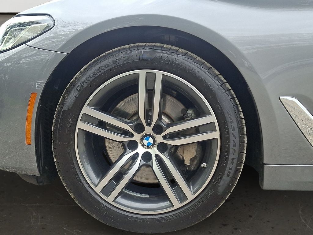 2023 BMW 5 Series 530i xDrive w/Convenience Package