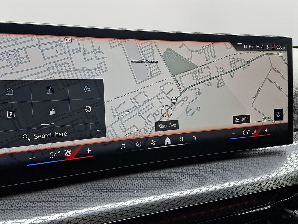 2025 BMW 3 Series 330i xDrive w/Convenience Package