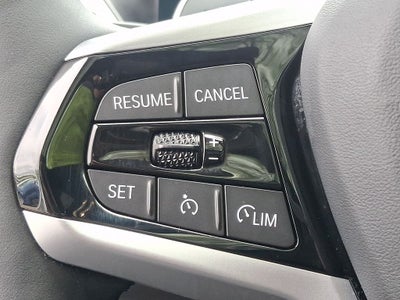 2025 BMW 3 Series 330i xDrive w/Convenience Package