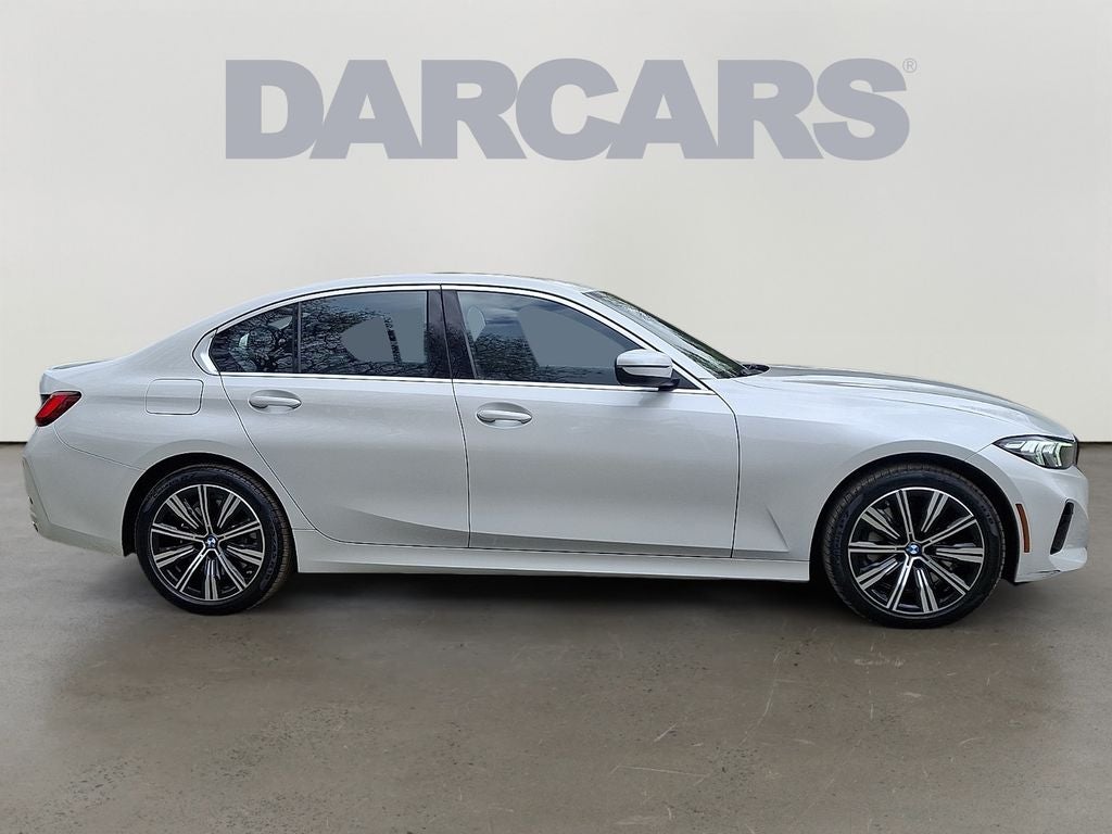 2025 BMW 3 Series 330i xDrive w/Convenience Package