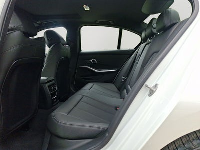 2025 BMW 3 Series 330i xDrive w/Convenience Package